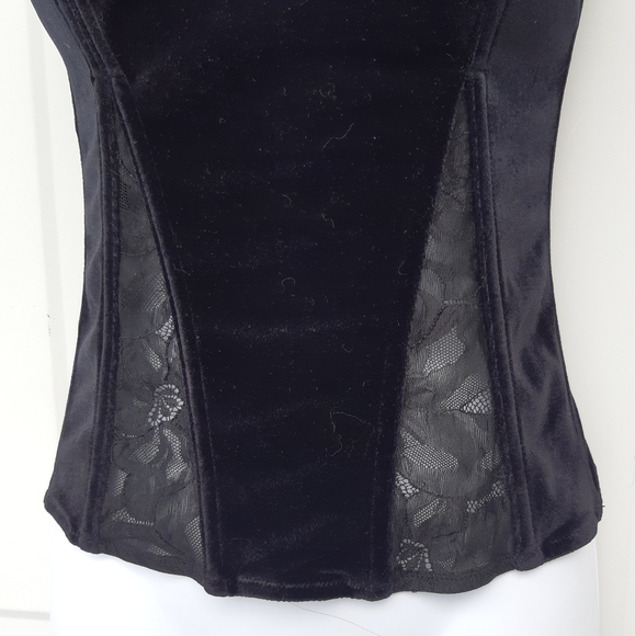 Velvet Bustier - Picture 2 of 15